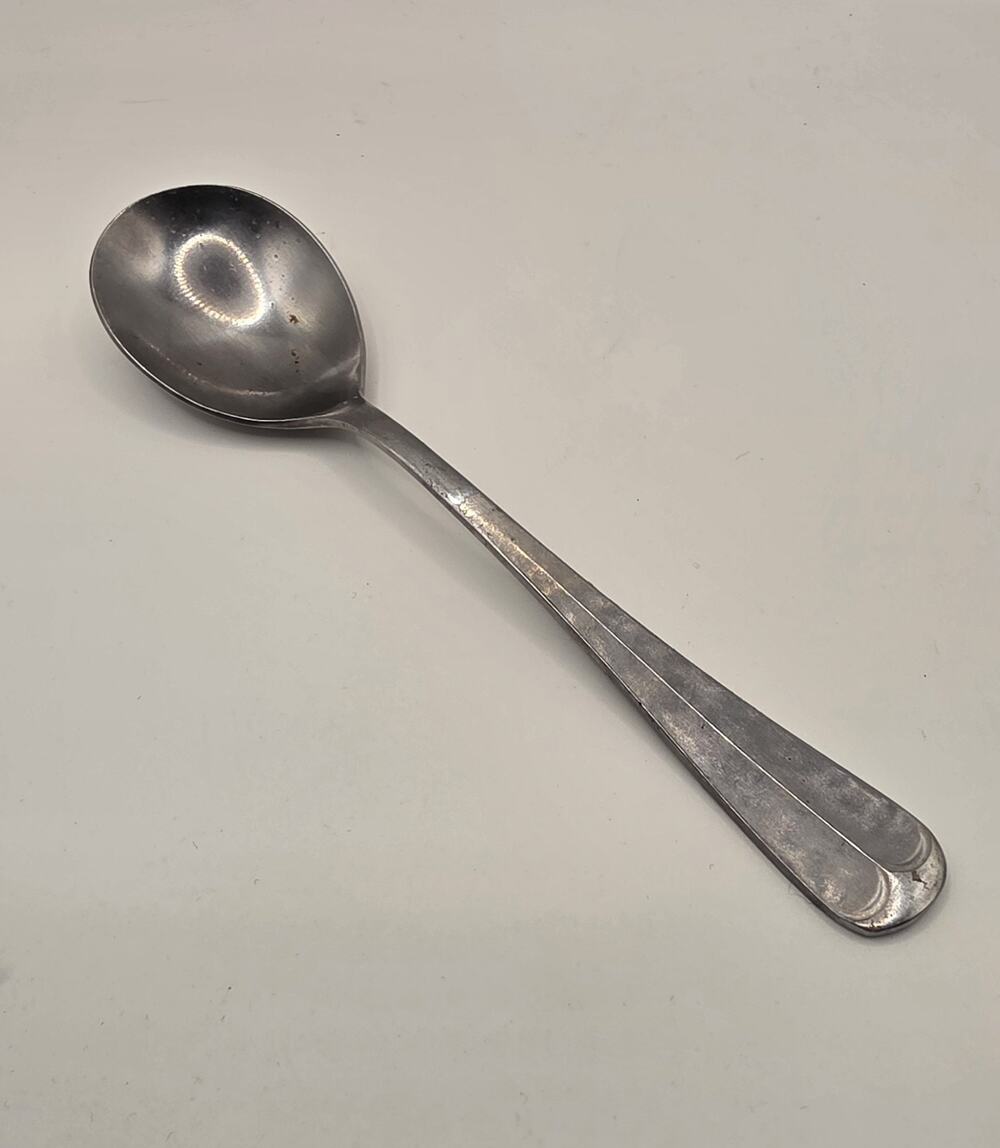 Rogers Stainless Korea Vintage Tablespoon Fiddle Style Flatware Replacement...